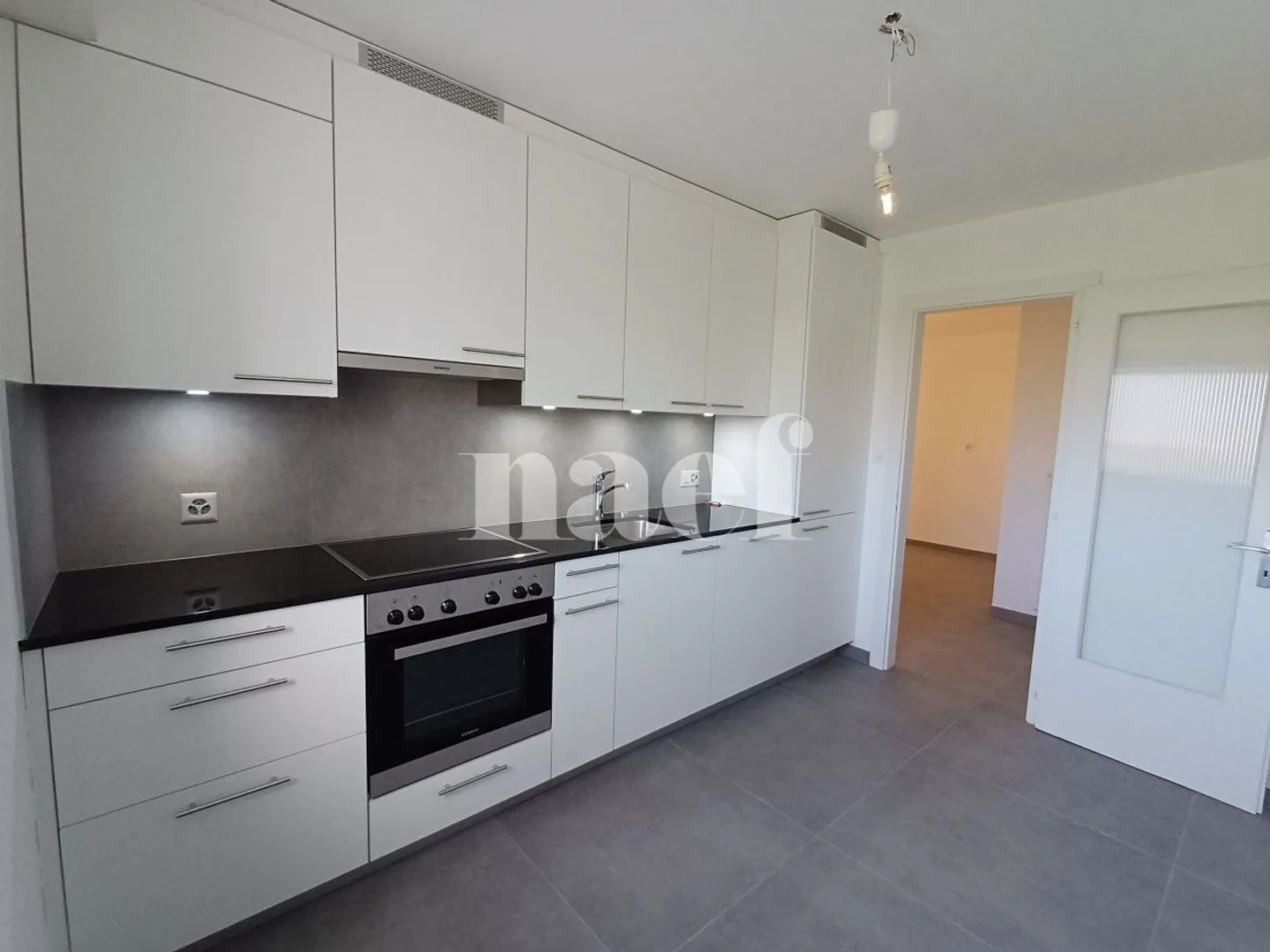 Bellissimo appartamento completamente ristrutturato - Foto 2 di 10