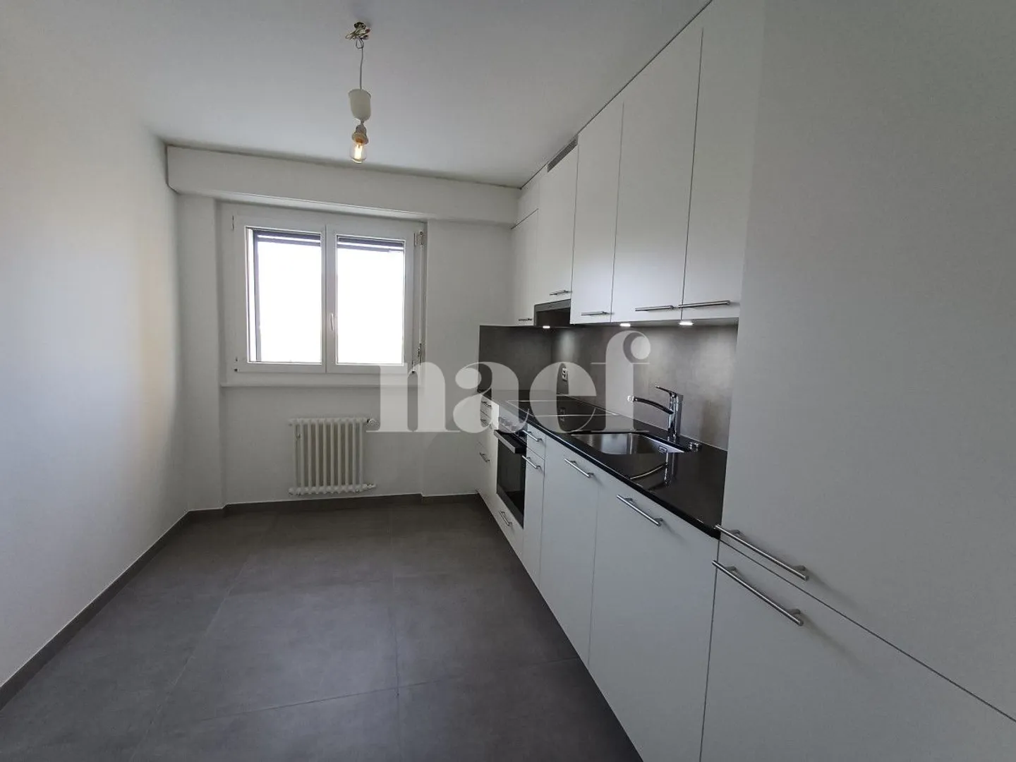 Bellissimo appartamento completamente ristrutturato - Foto 3 di 10