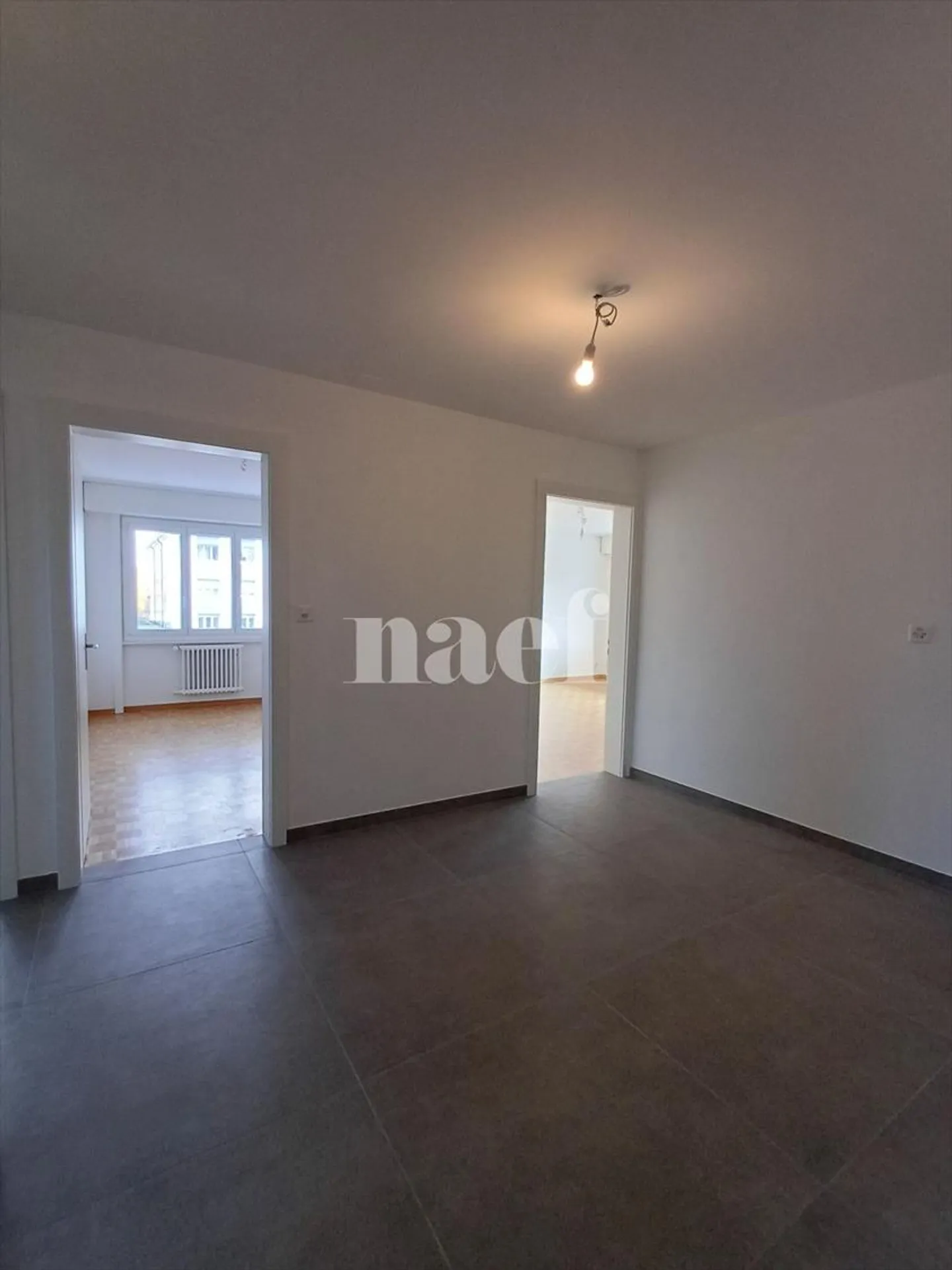 Bellissimo appartamento completamente ristrutturato - Foto 4 di 10