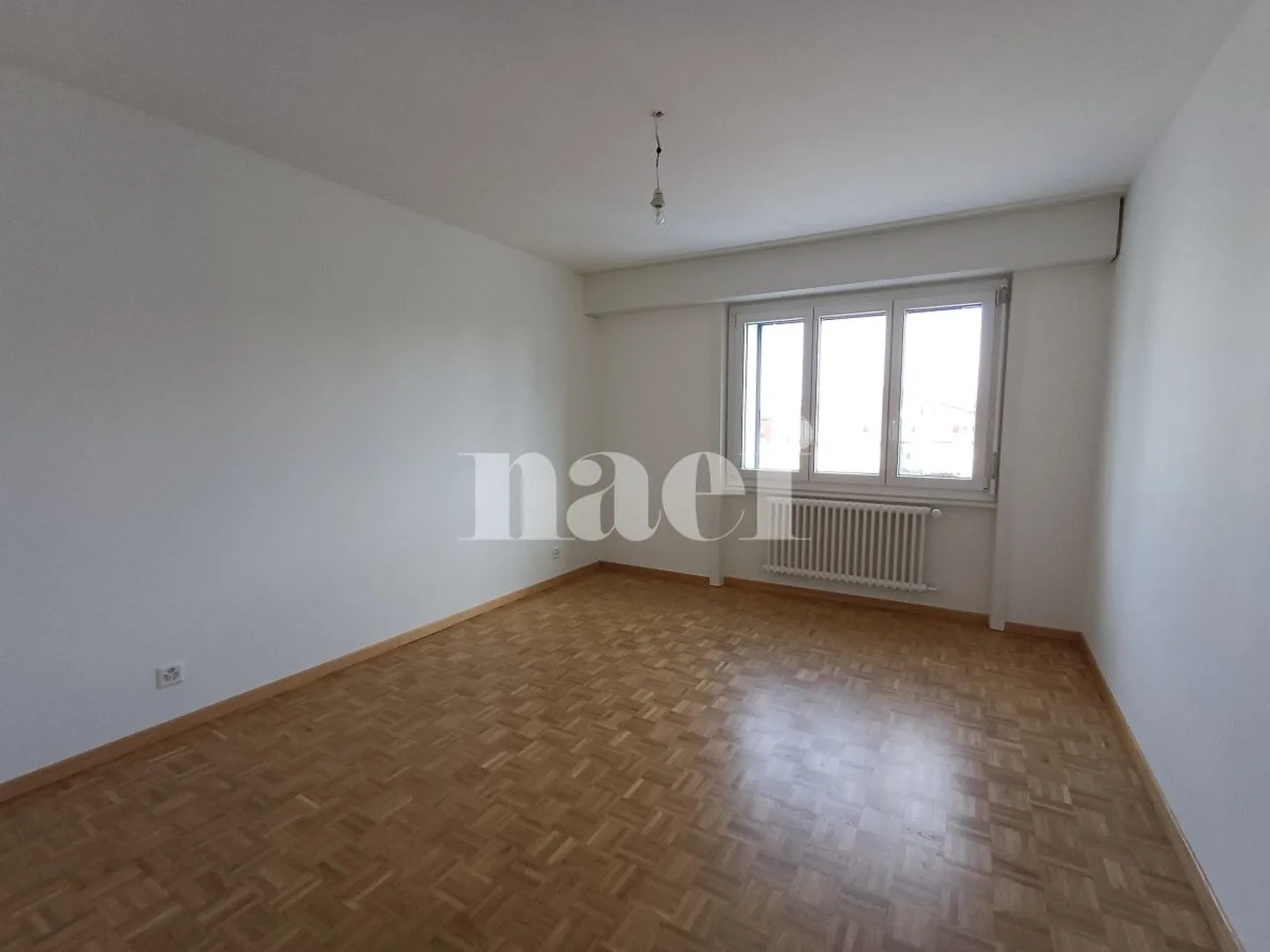 Bellissimo appartamento completamente ristrutturato - Foto 9 di 10