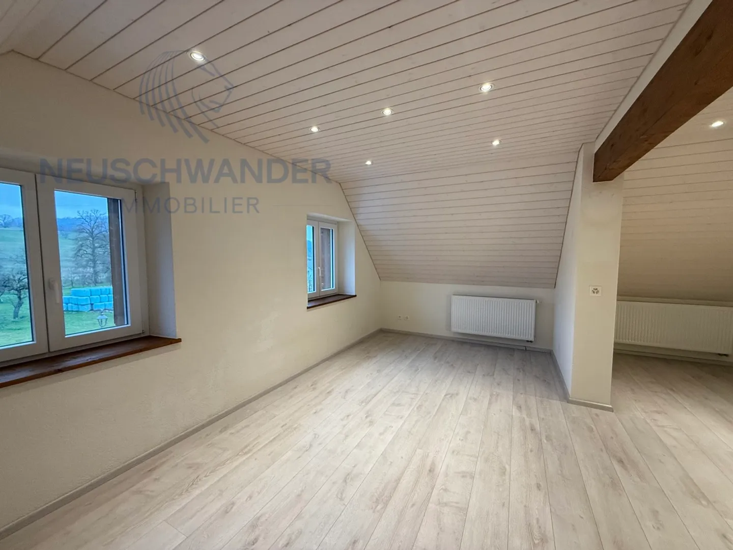 Residential building for sale - Photo 9 of 27
