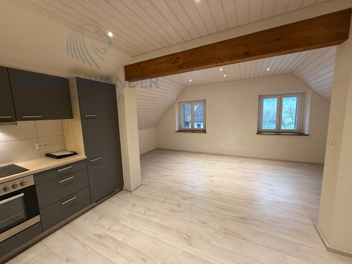 Residential building for sale - Photo 10 of 27