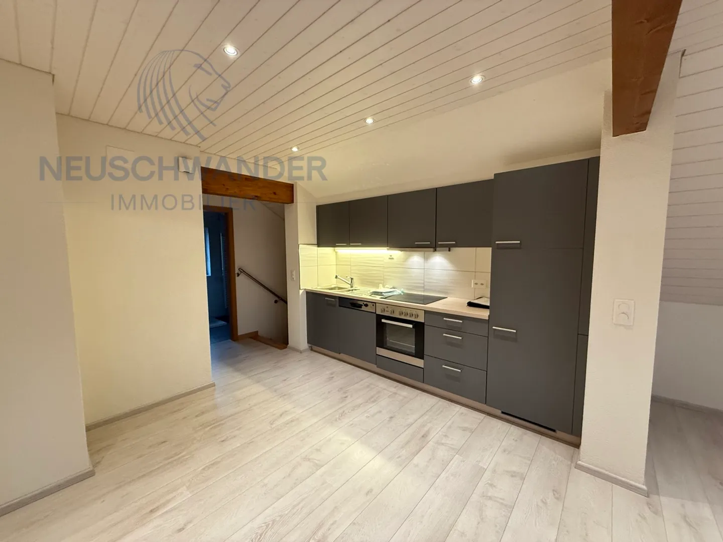 Residential building for sale - Photo 11 of 27