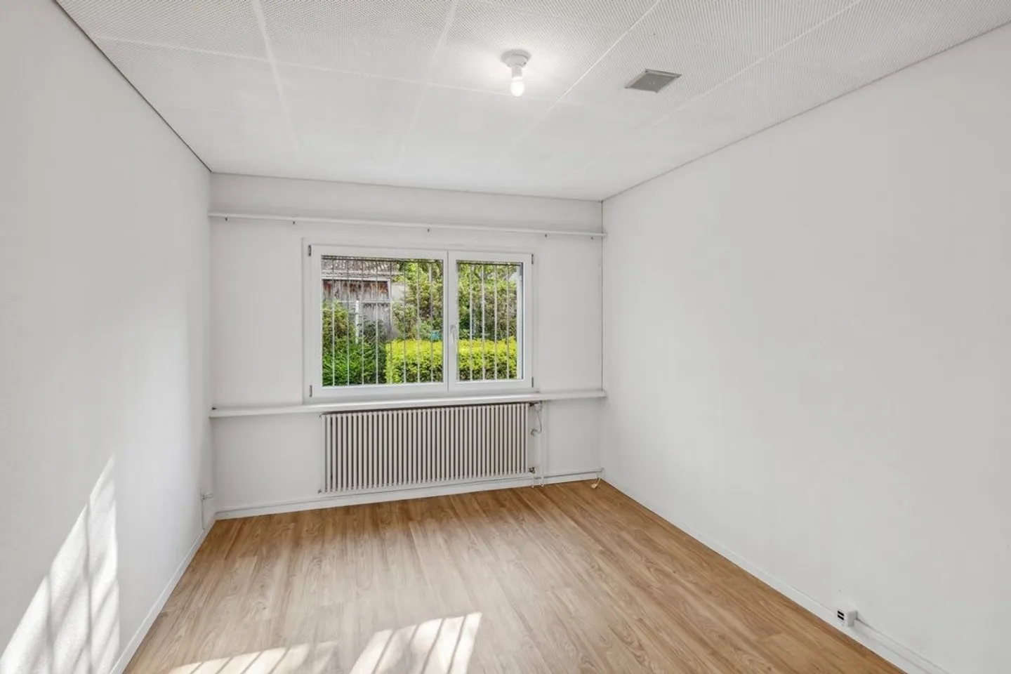 Salle de club / Salles de formation / Salle de danse (210m2) - Photo 5 sur 9