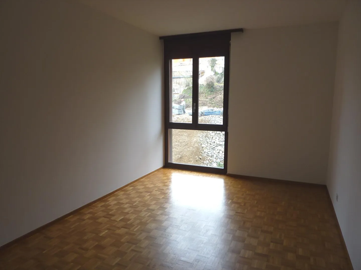 Spazioso appartamento di 2 locali a Savosa - Foto 4 di 11