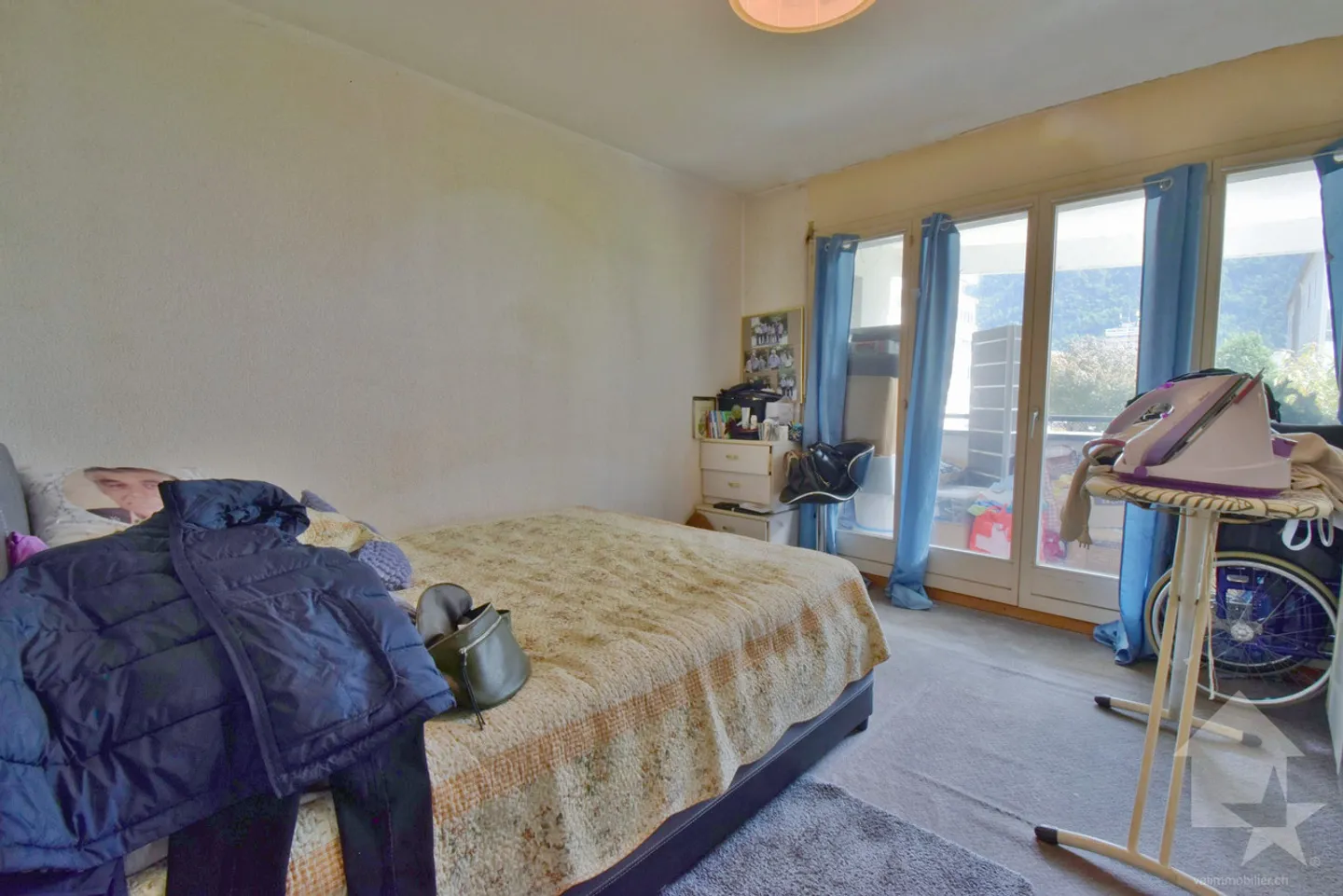 Close to the train station, 4.5 rooms with 3 indoor parking spaces - Photo 10 of 15