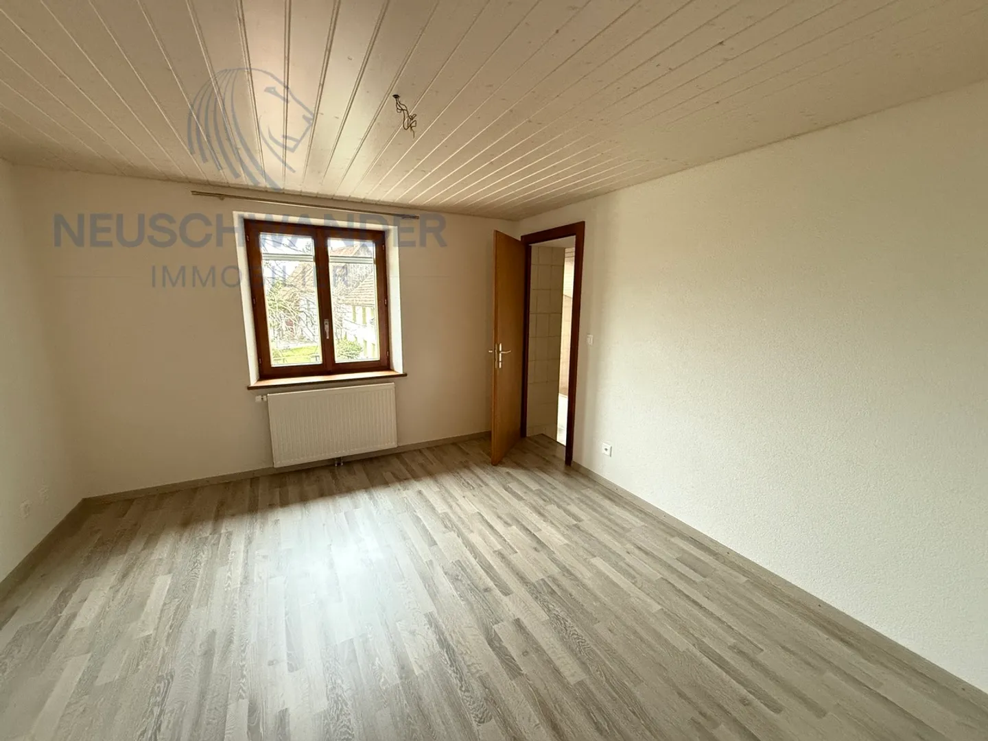 Residential building for sale - Photo 15 of 27