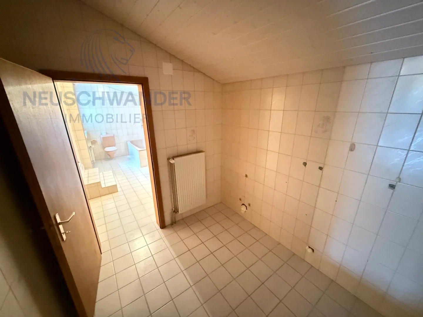 Residential building for sale - Photo 17 of 27