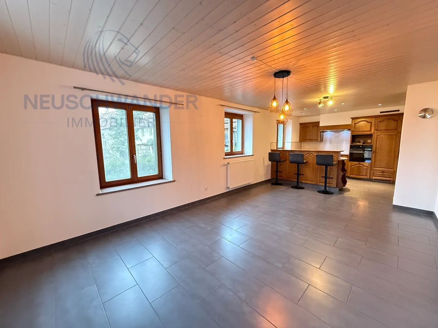 Residential building for sale - Photo 21 of 27