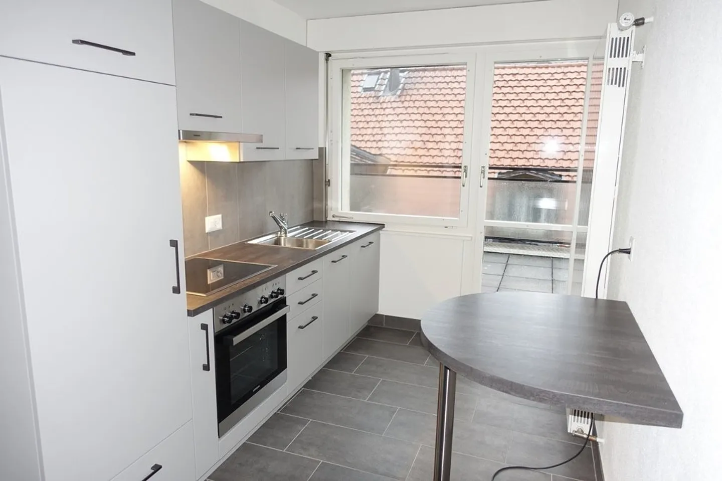 Schönes Apartment mit Terrasse - Foto 2 von 8