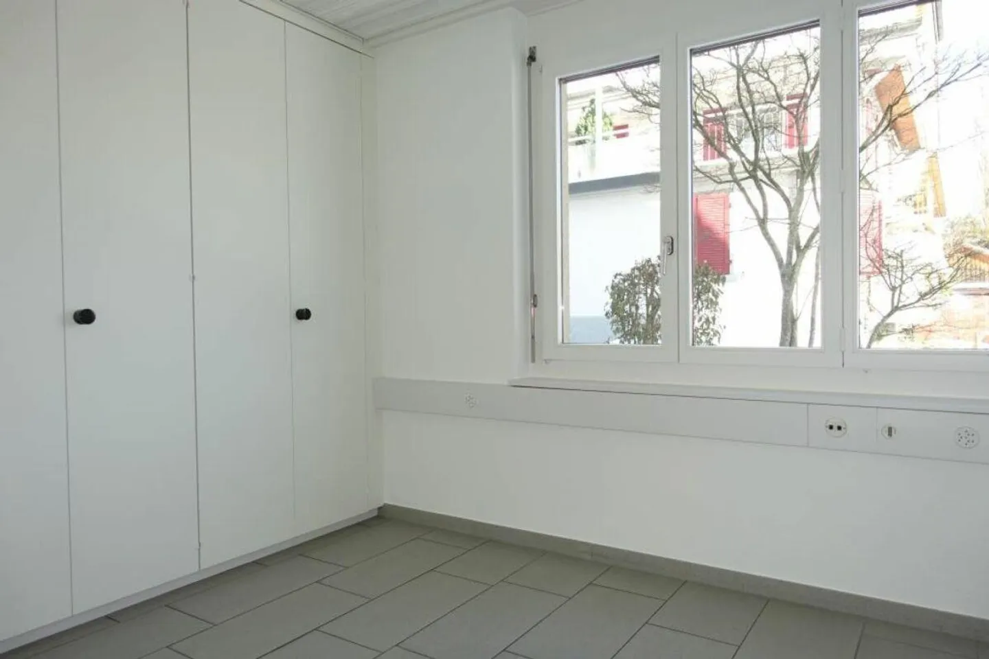 Praxis- oder Büroräumlichkeiten im EG - Foto 11 von 30