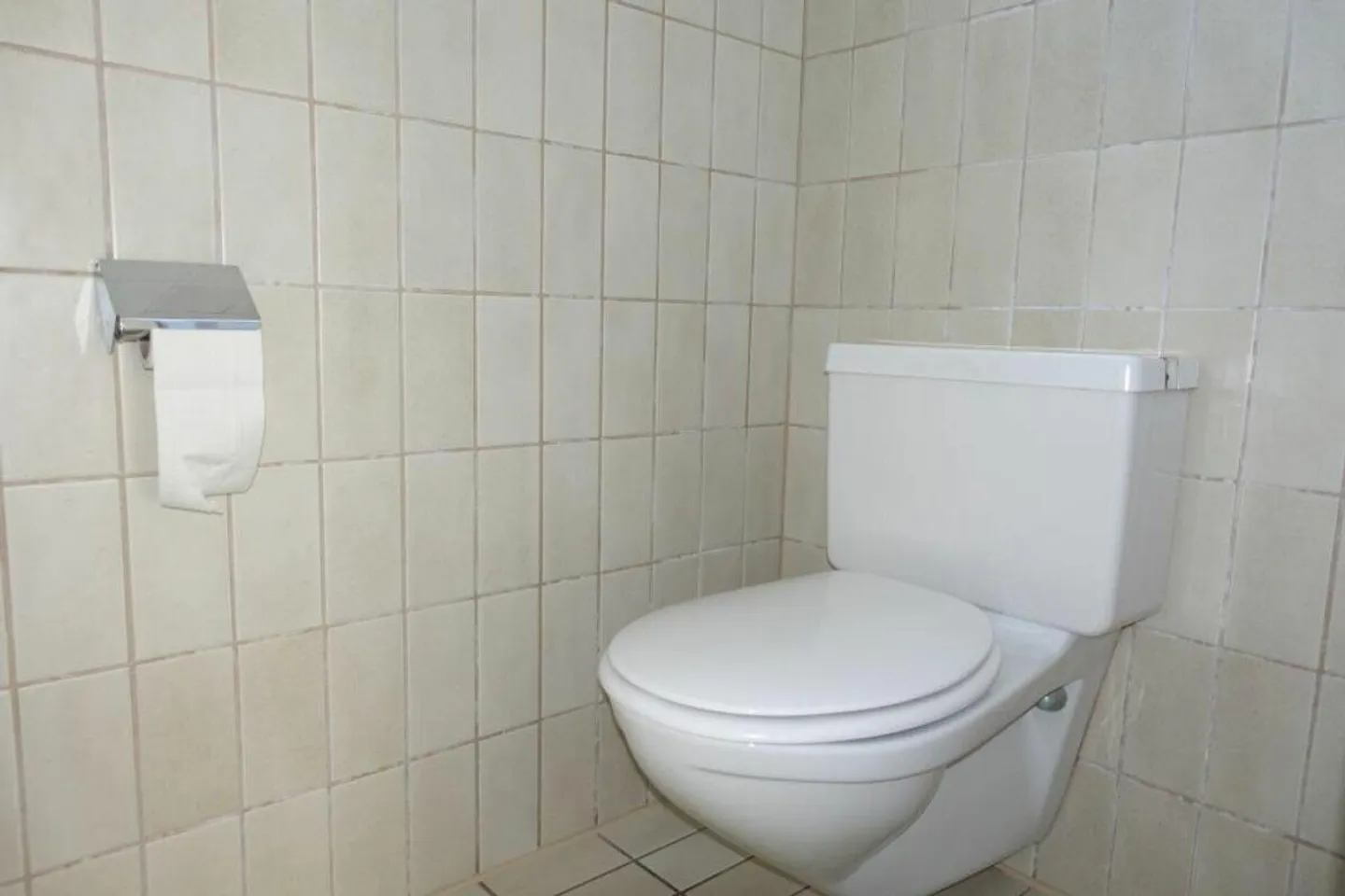 Praxis- oder Büroräumlichkeiten im EG - Foto 18 von 30