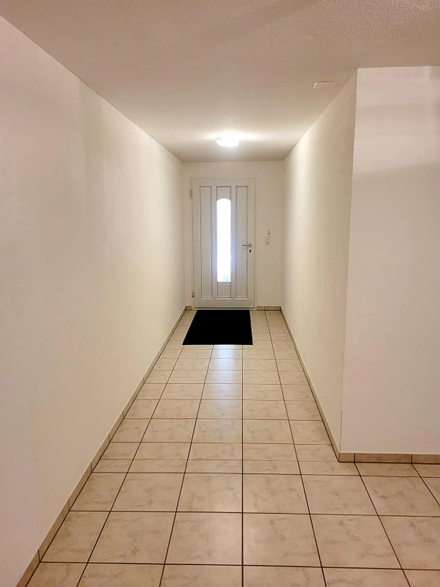 In the heart of Sankt Pelagiberg 5.5 rooms - Photo 4 of 23