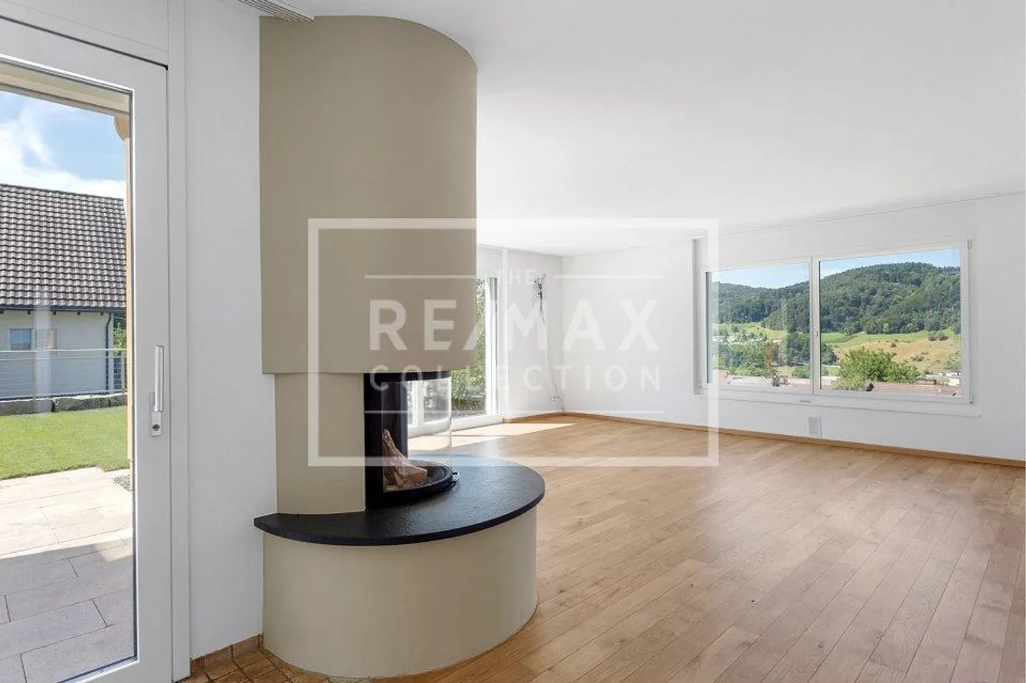 10.5-Zi.-Einfamilienhaus mit traumhafter Aussicht - Foto 6 von 13