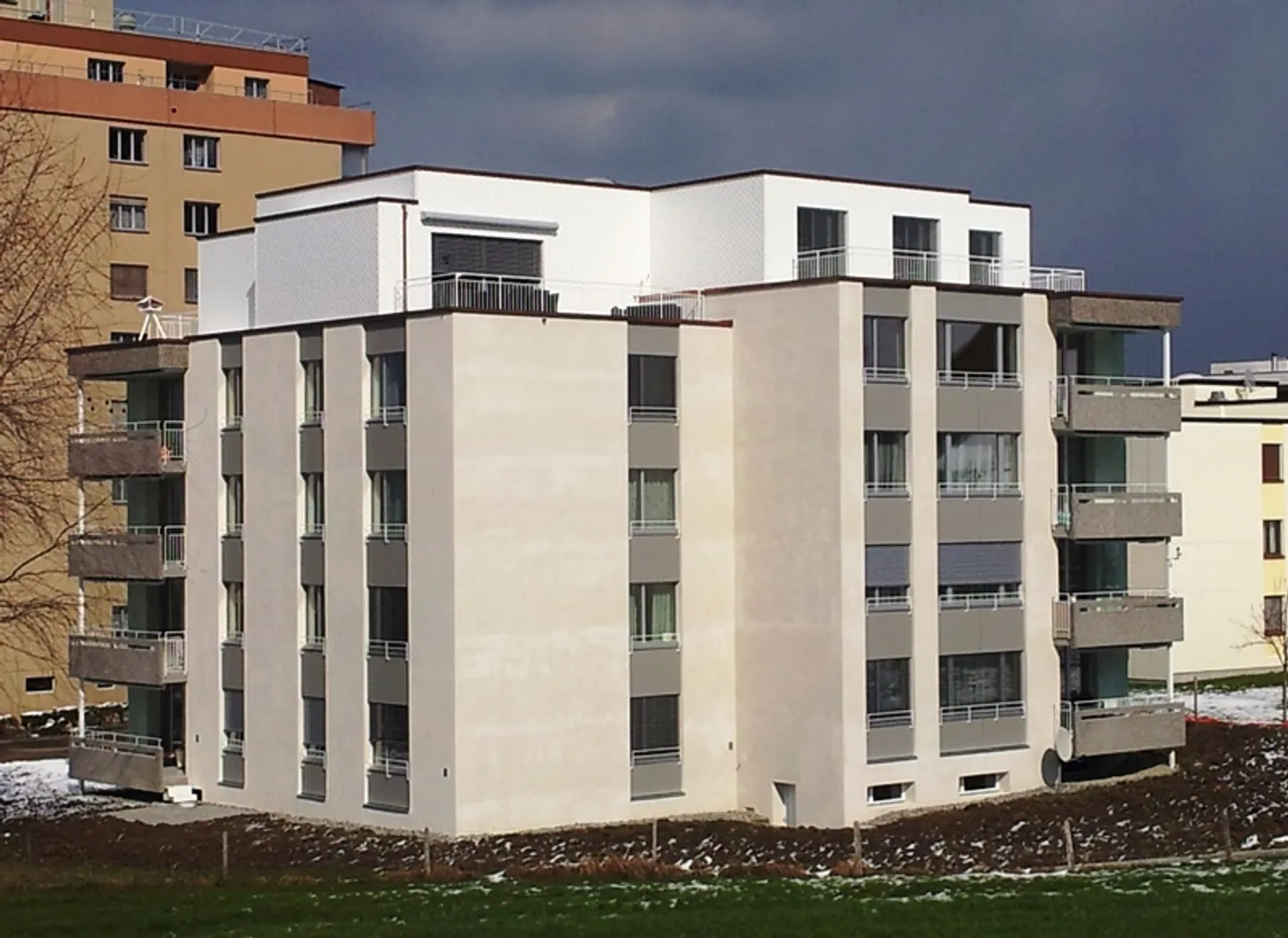 Moderne neu renovierte Wohnung an ruhiger Lage - Photo 1 of 5