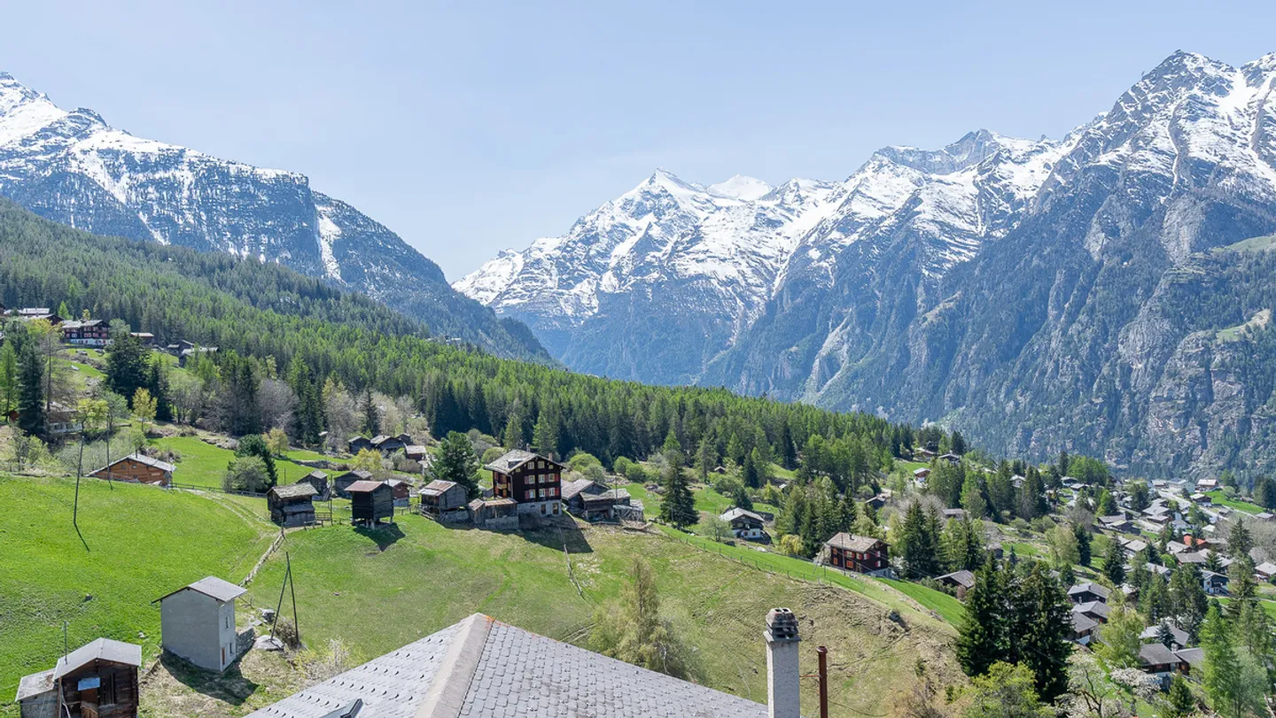 Chalet mit Atemberaubender Aussicht in Grächen - Foto 7 von 13