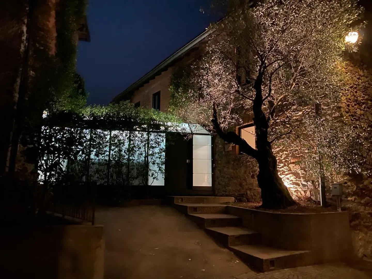 Grande, exclusive et originale propriété au cœur de Muzzano - Photo 1 sur 20