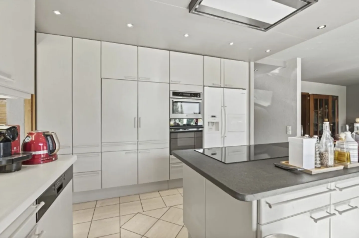 Villa prestigiosa in una posizione da sogno con vista libera - Foto 9 di 13