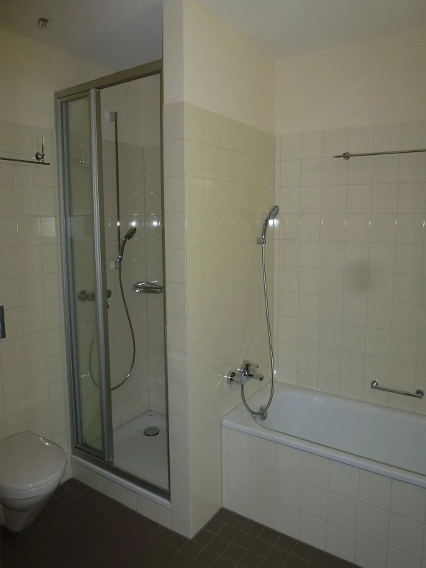 Moderne neu renovierte Wohnung an ruhiger Lage - Photo 4 of 5