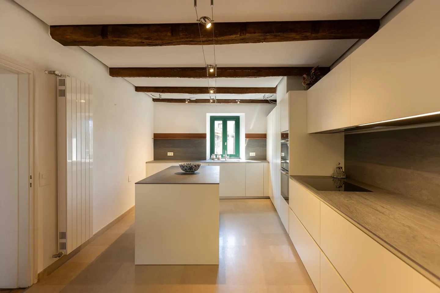 Grande, exclusive et originale propriété au cœur de Muzzano - Photo 9 sur 20