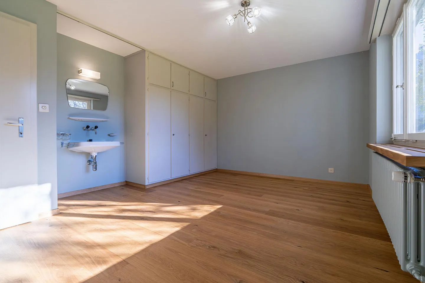 Helles und grosszügiges 4.5-Zimmer Einfamilienhaus in Wartau - Foto 10 von 14