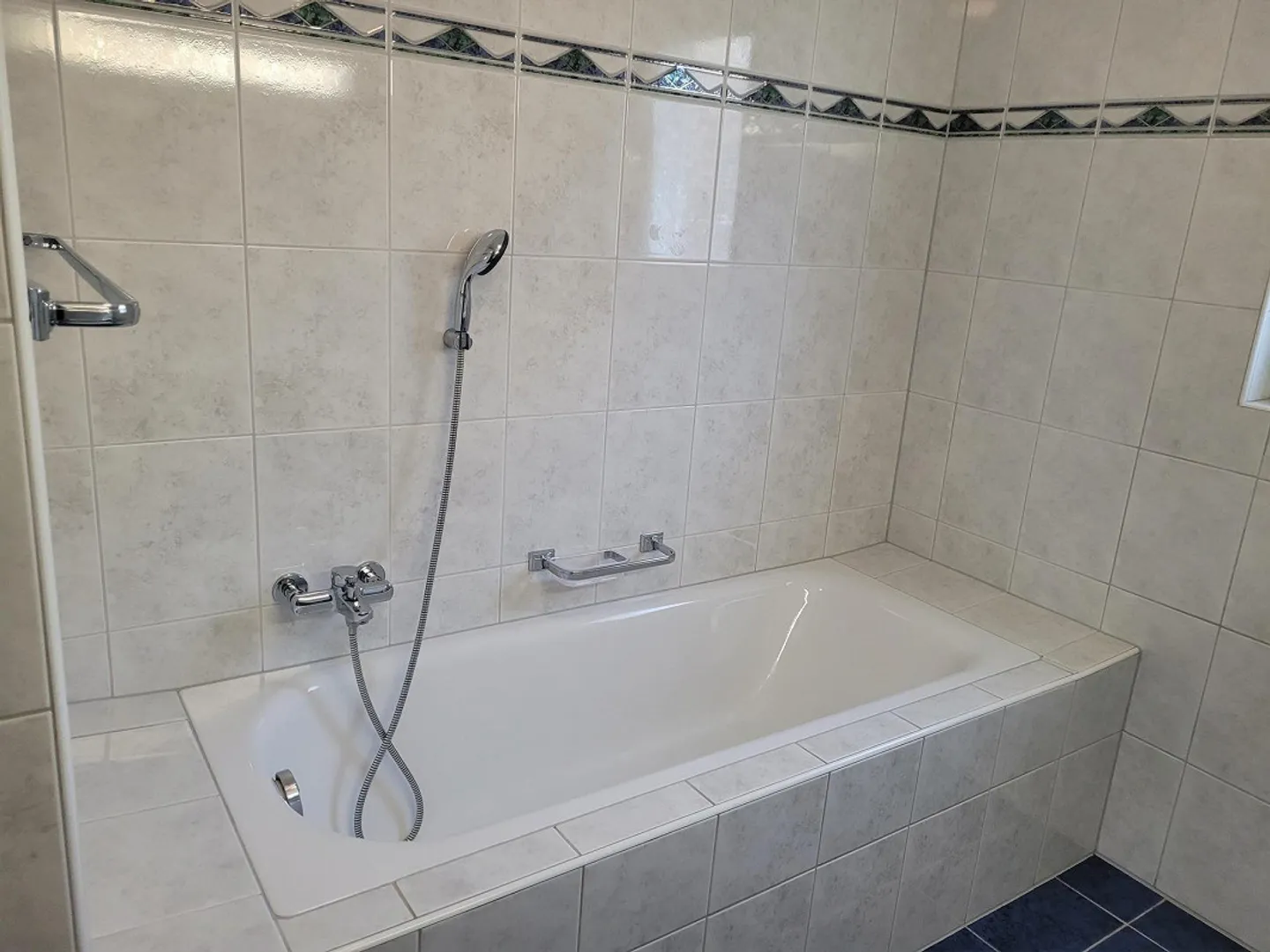 In the heart of Sankt Pelagiberg 5.5 rooms - Photo 17 of 23