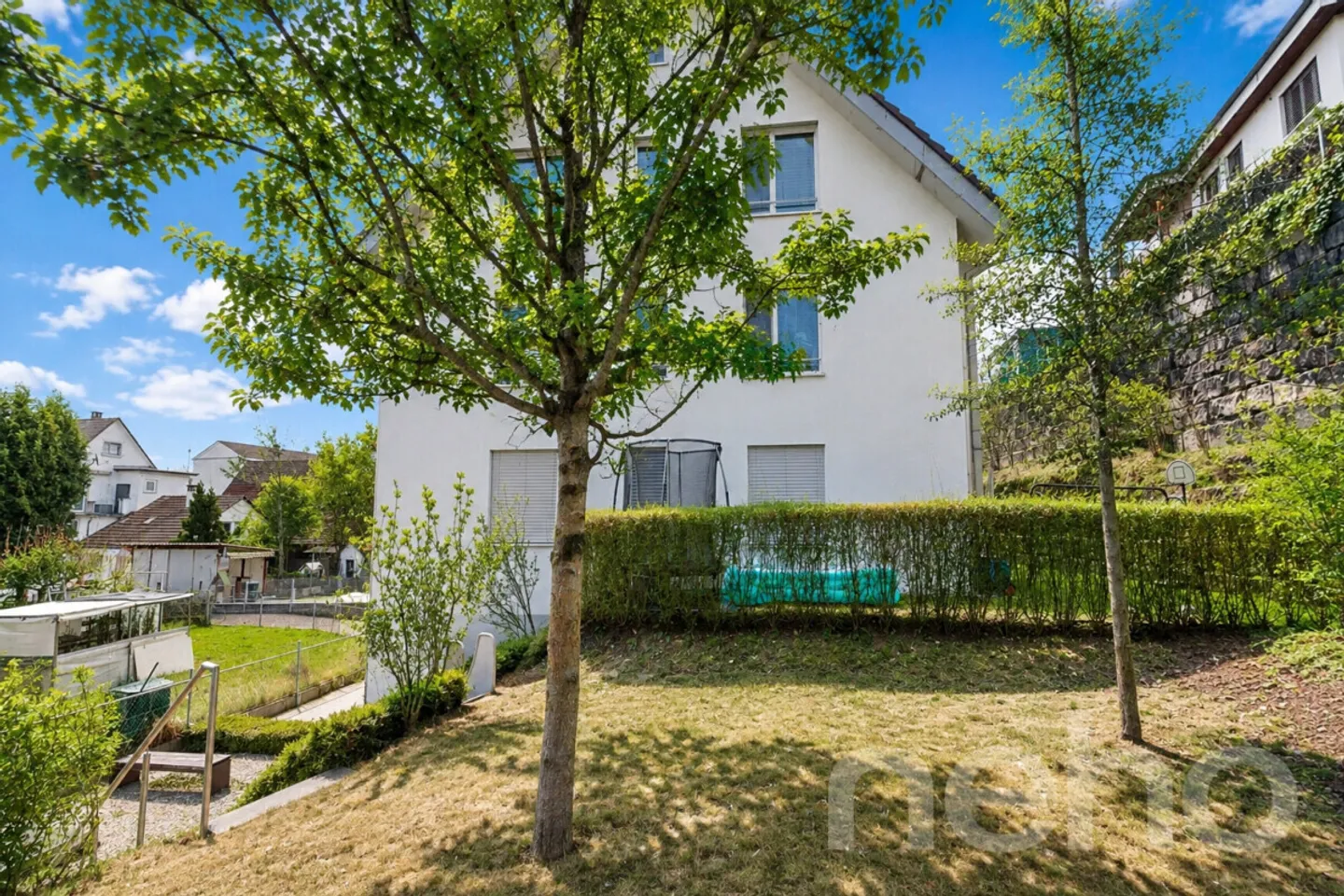 Appartement sous les combles moderne de 4,5 pièces dans un emplacement central mais calme - Photo 11 sur 12