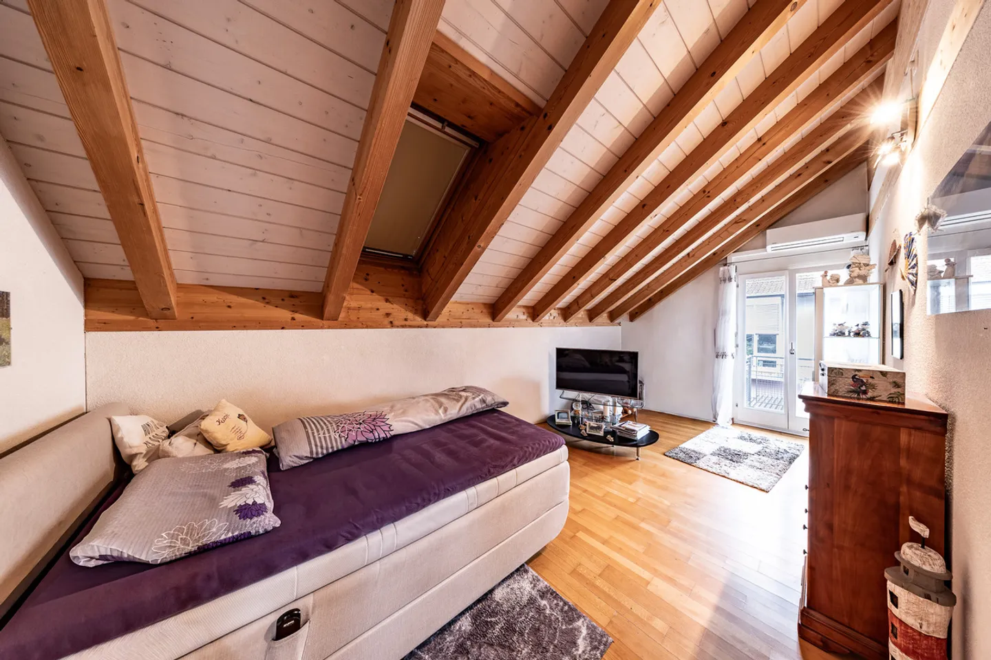 Maison jumelée spacieuse - Photo 8 sur 13