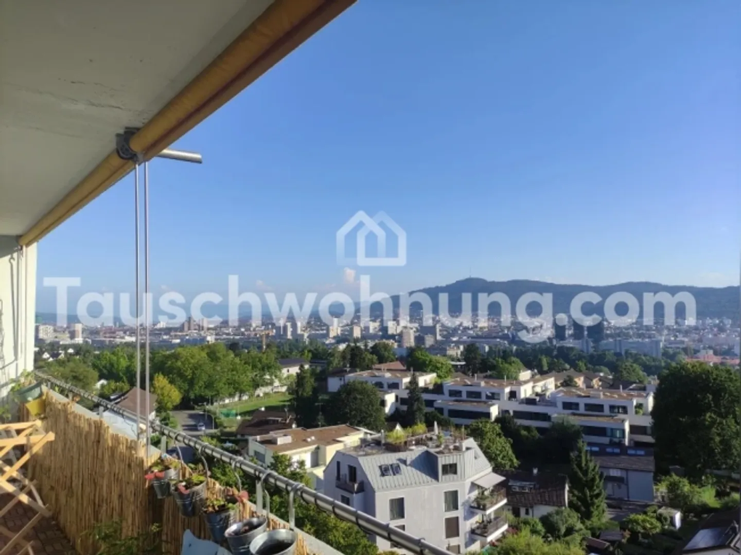 Appartement confortable avec balcon, vue sur la nature et confort - Photo 2 sur 4