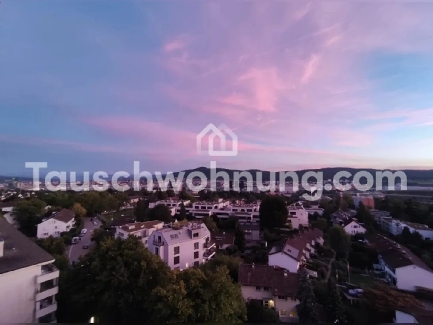 Appartement confortable avec balcon, vue sur la nature et confort - Photo 3 sur 4