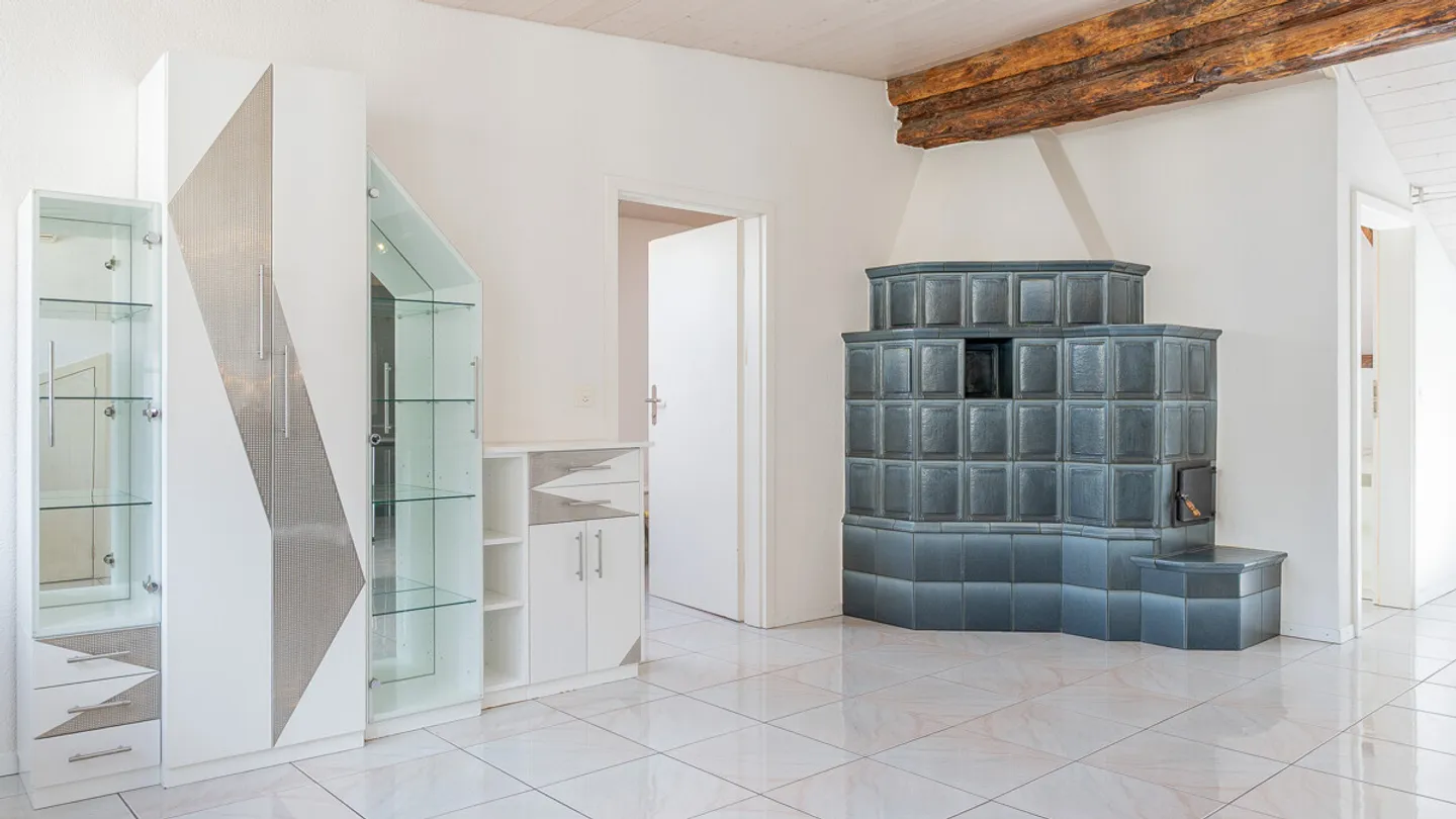 MFH con tre appartamenti e un locale commerciale nel centro di Brig - Foto 5 di 13