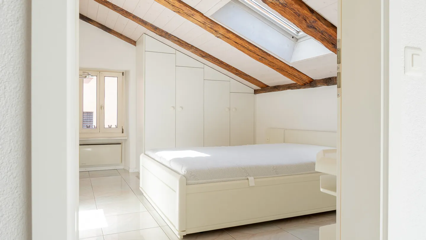 MFH con tre appartamenti e un locale commerciale nel centro di Brig - Foto 8 di 13