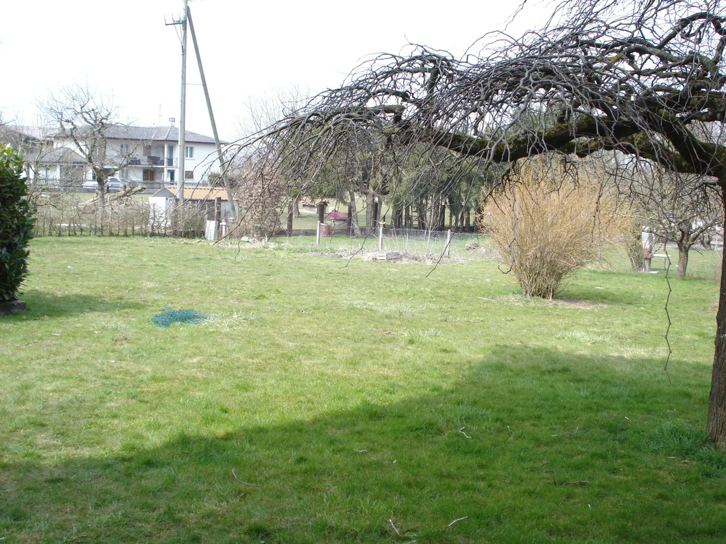 2.5-room apartment in Vendlincourt with large shared garden - Photo 1 of 17