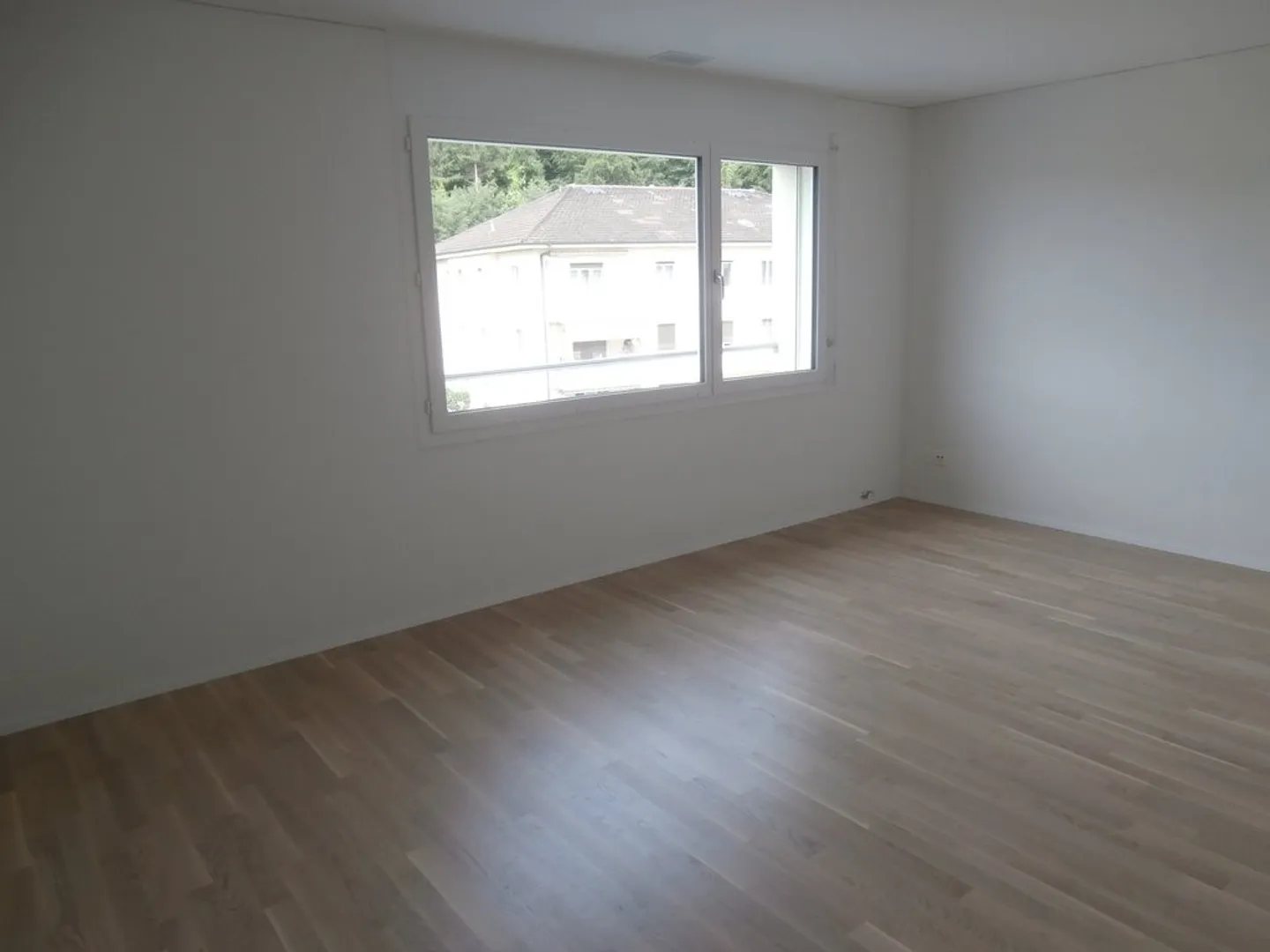 Moderne 3.5 Zimmerwohnung - Foto 4 von 10