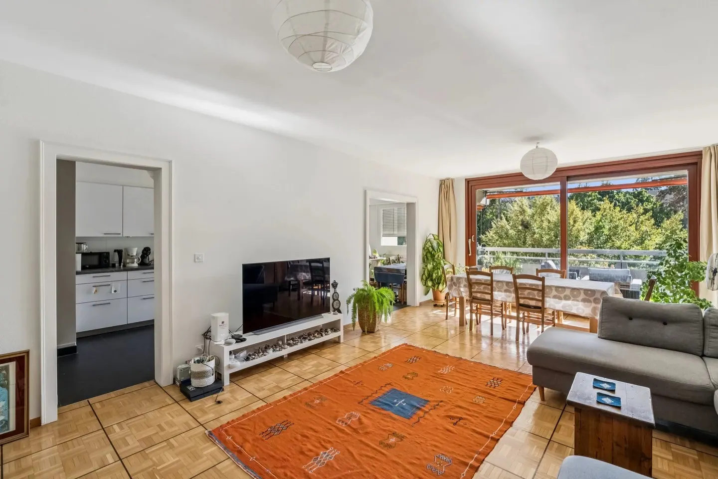 Magnificent 5.5 room crossing apartment in Petit-Saconnex - Photo 2 of 13