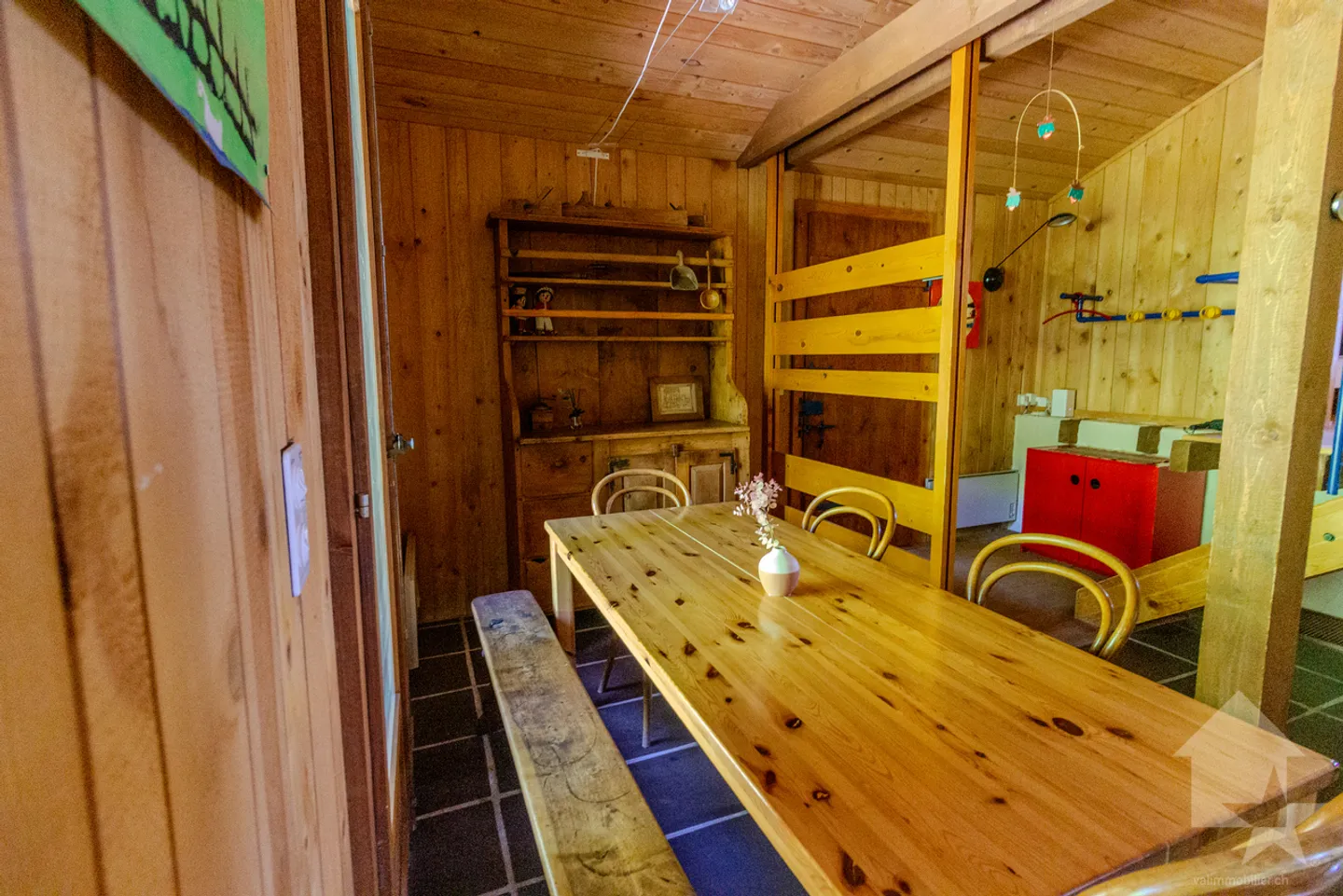 Pretty chalet for sale as a second home - Photo 6 of 20