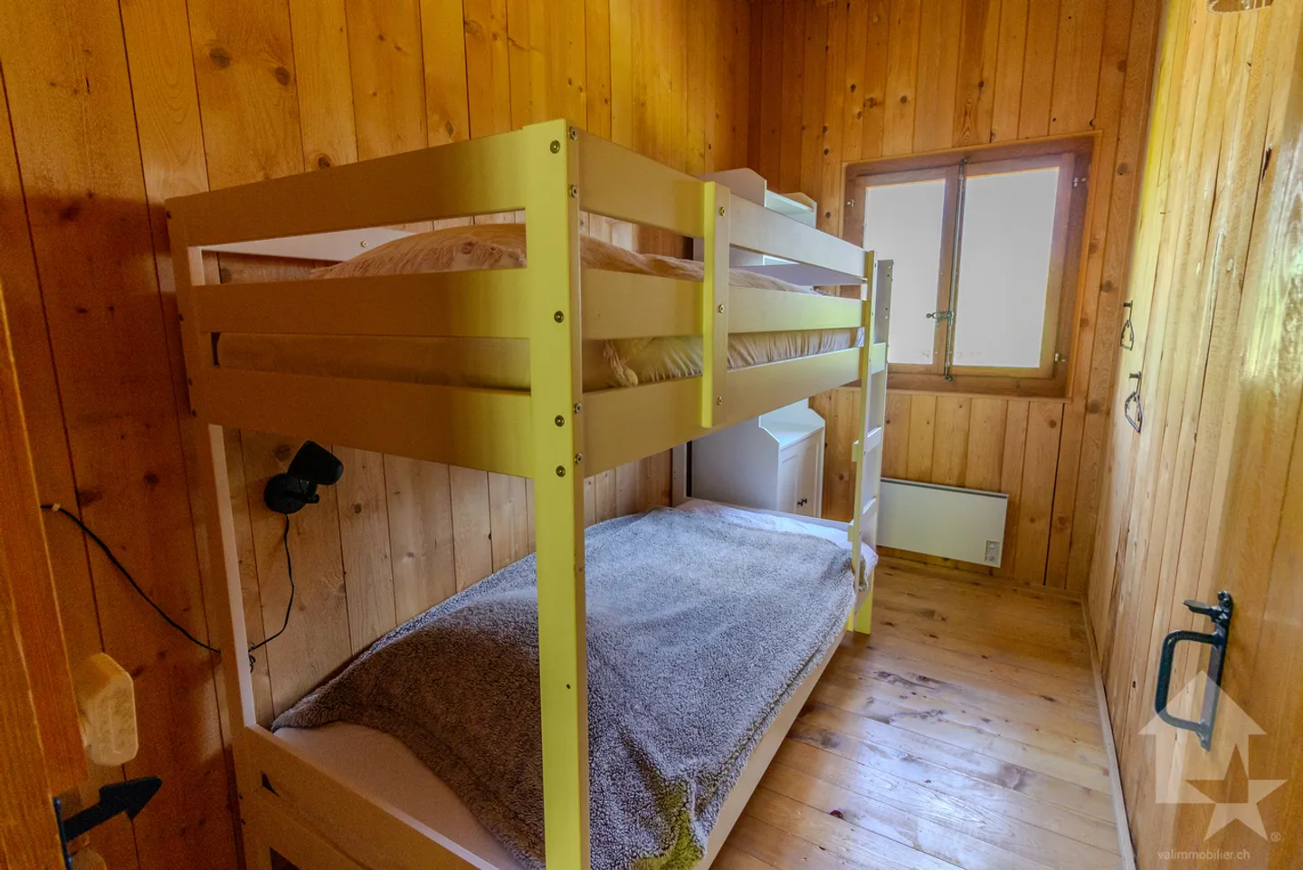 Pretty chalet for sale as a second home - Photo 9 of 20