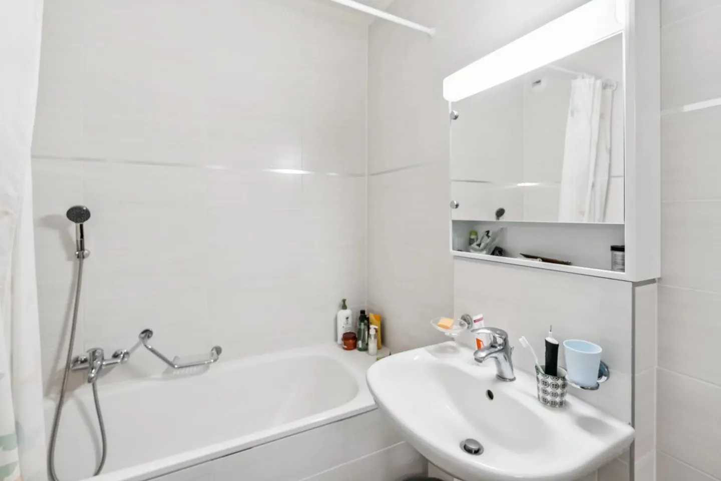 Magnificent 5.5 room crossing apartment in Petit-Saconnex - Photo 11 of 13