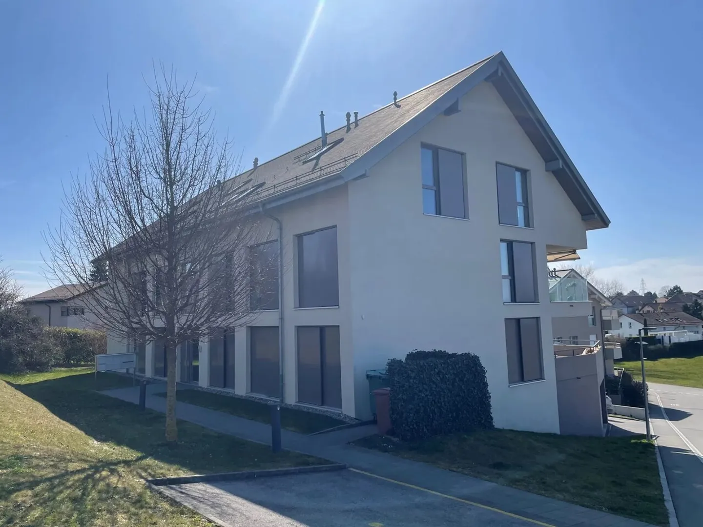 Geräumige und helle 3,5-Zimmer-Wohnung - Foto 1 von 12