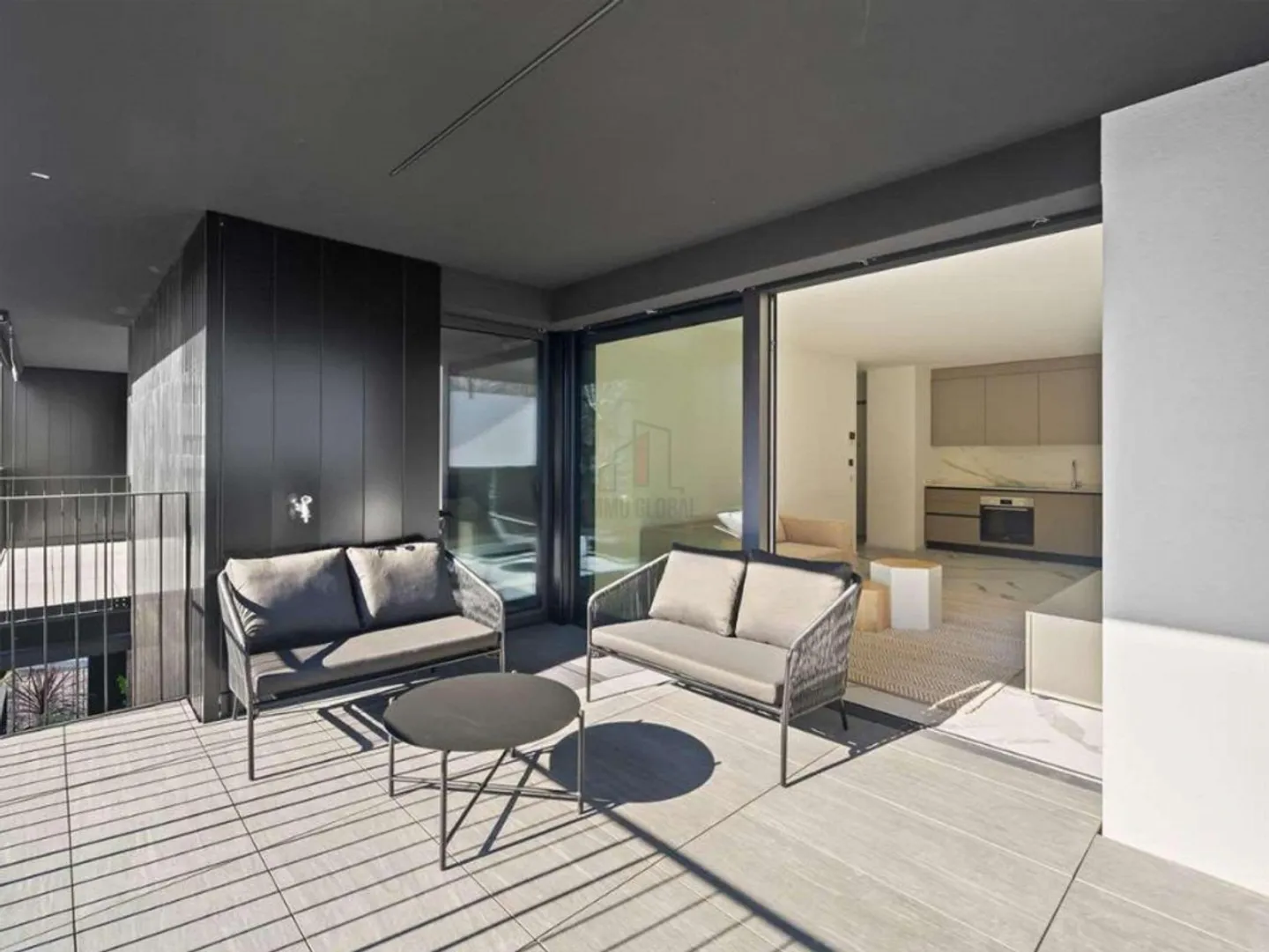 PRESTIGIOSO BILOCALE ARREDATO CON MERAVIGLIOSO TERRAZZO - Photo 1 of 10