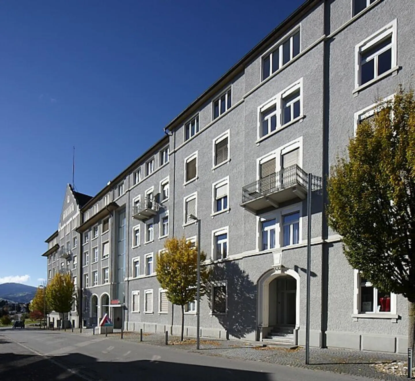 Charm Meets Innovation - Your New Workplace in Rebstein - Photo 1 of 8