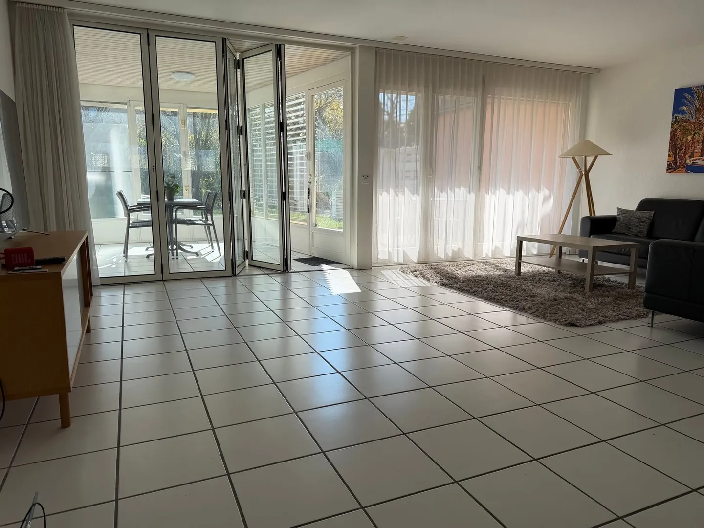 Spacious 5 Room Terraced Family House - Photo 4 of 13