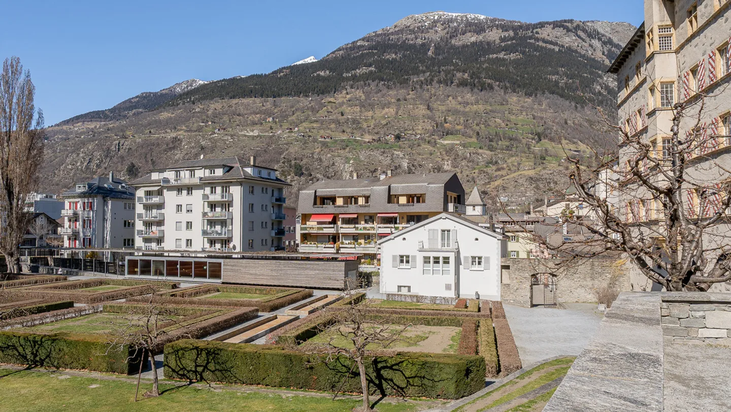 Uffici con appartamento monolocale in una posizione privilegiata a Brig - Foto 7 di 11