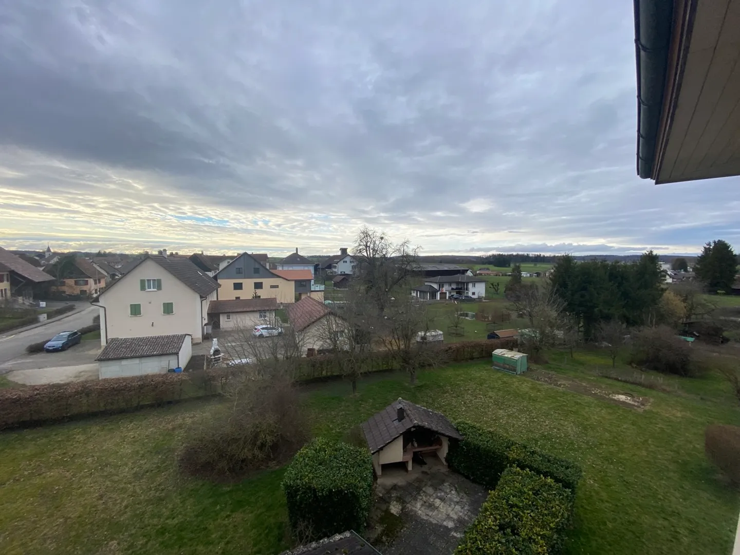 2.5-room apartment in Vendlincourt with large shared garden - Photo 11 of 17