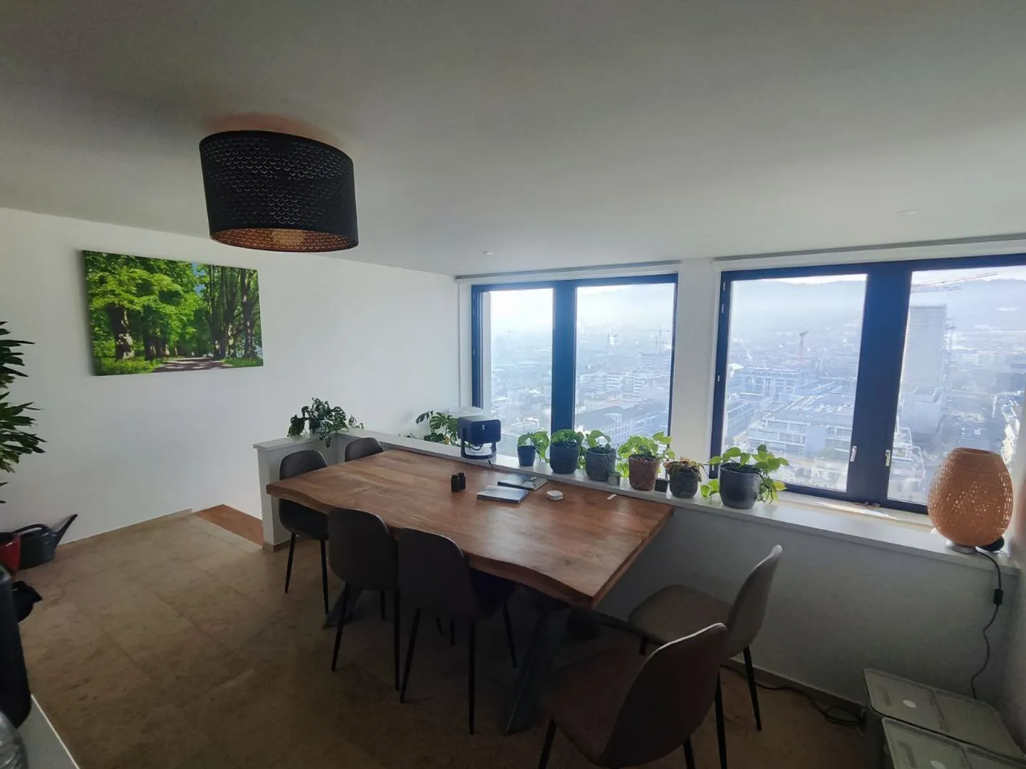 Stylish Apartment with Terrace - Photo 4 of 7