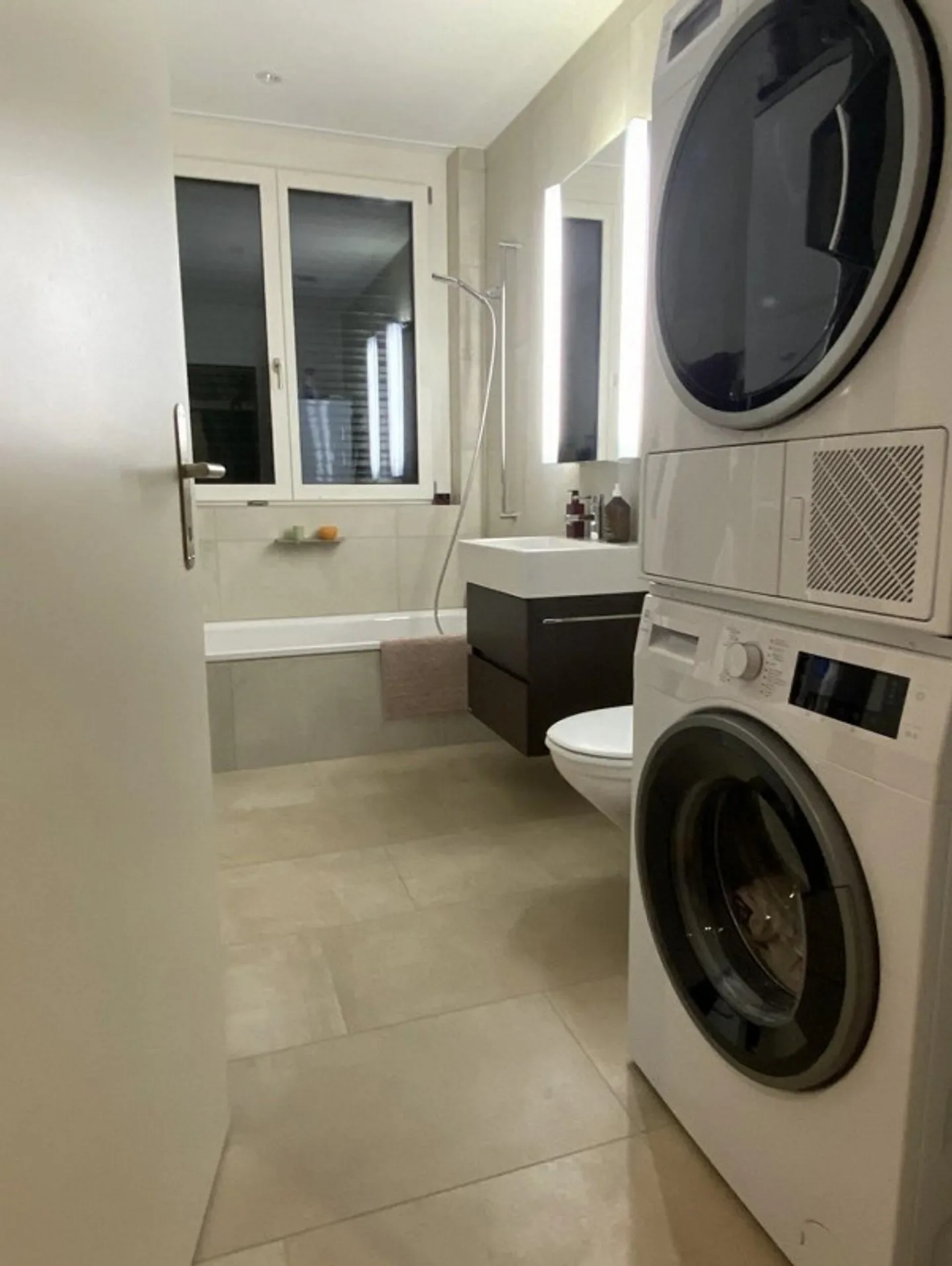 Großes Zimmer zur Miete in Zürich - Foto 5 von 9