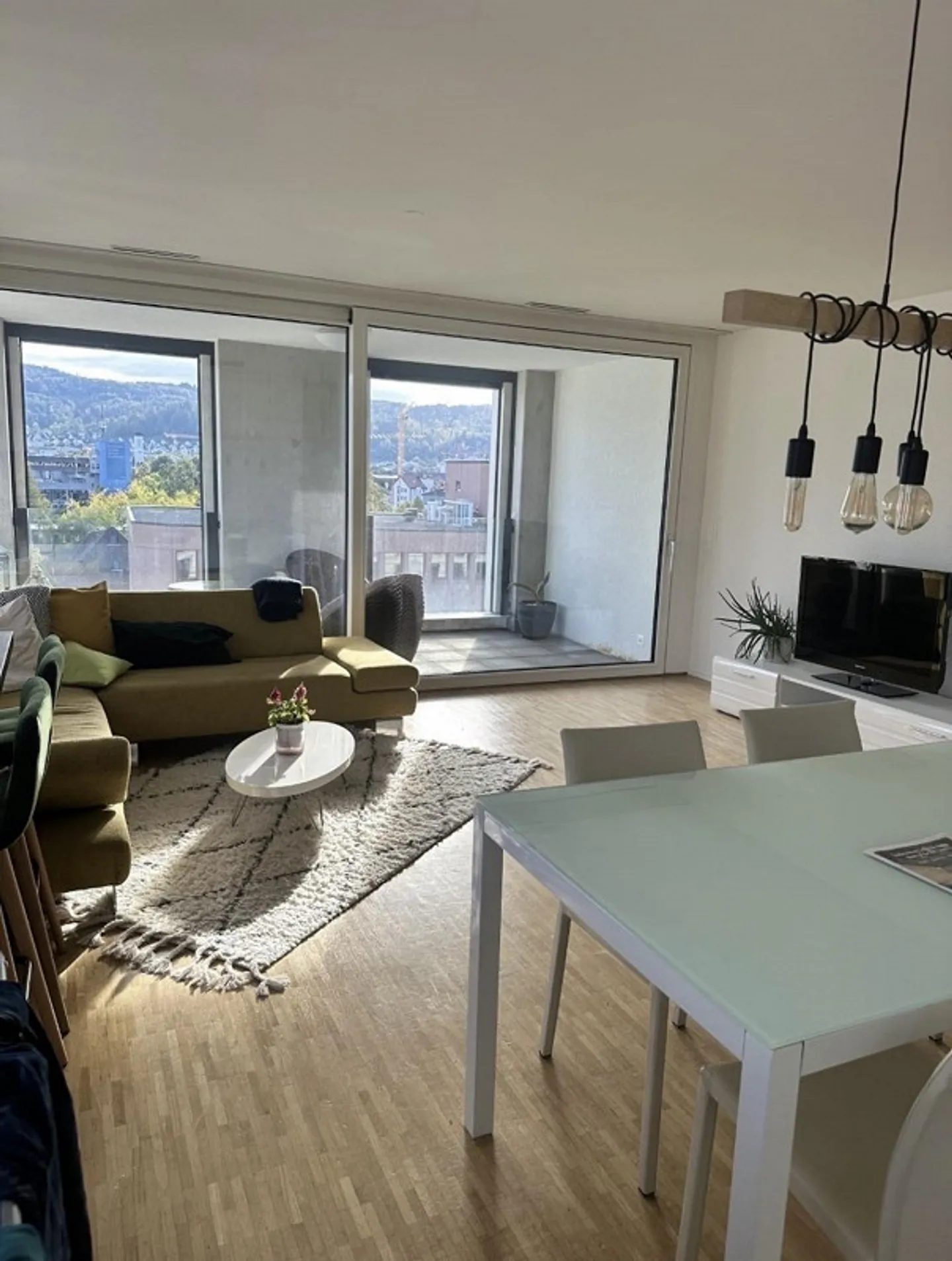 Großes Zimmer zur Miete in Zürich - Foto 7 von 9