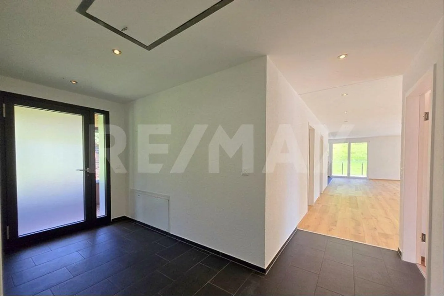 Appartement en penthouse spacieux de 4,5 pièces - Photo 10 sur 10