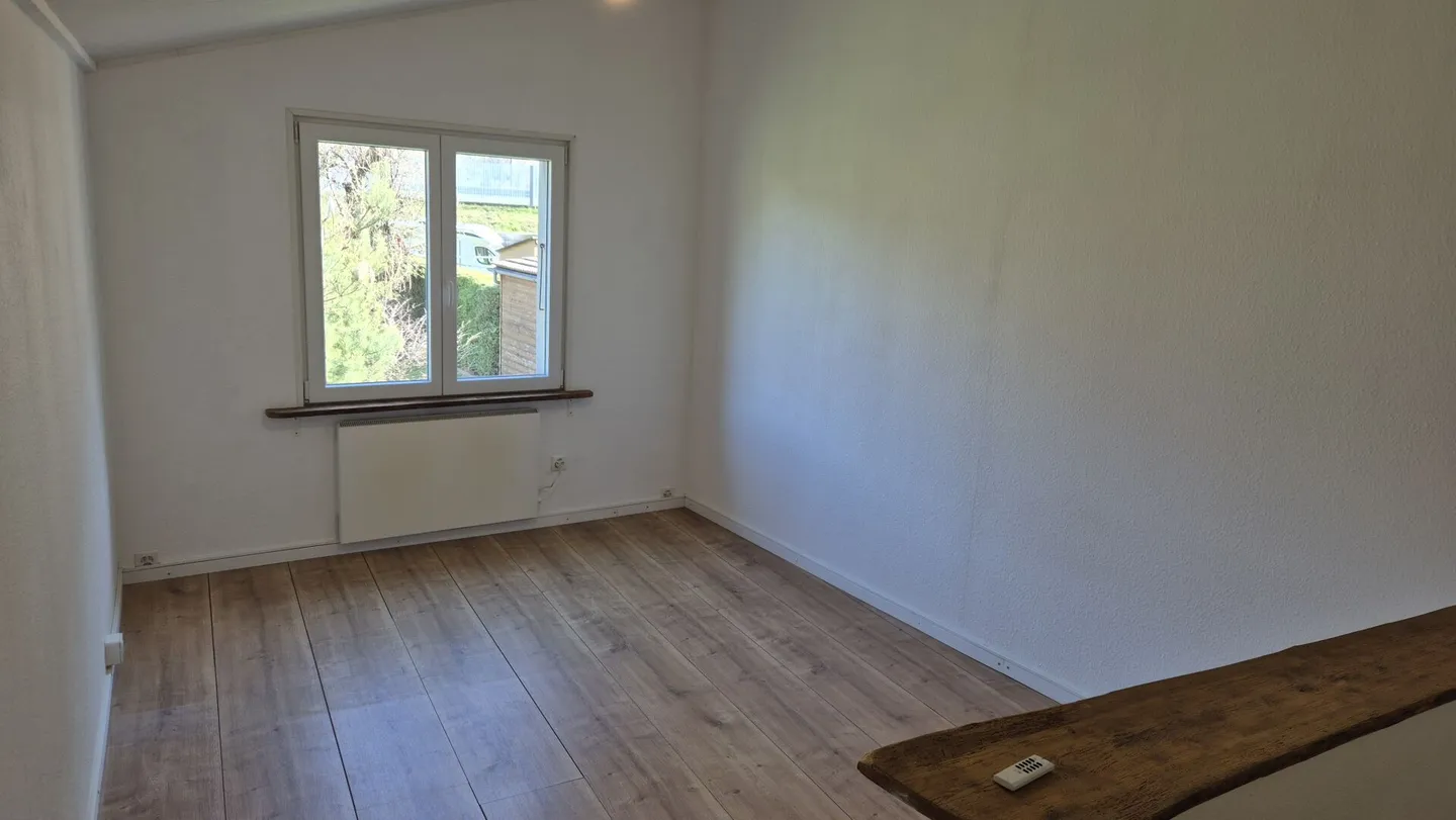 3-Zimmer-Haus mit Garten zu vermieten - Foto 5 von 9