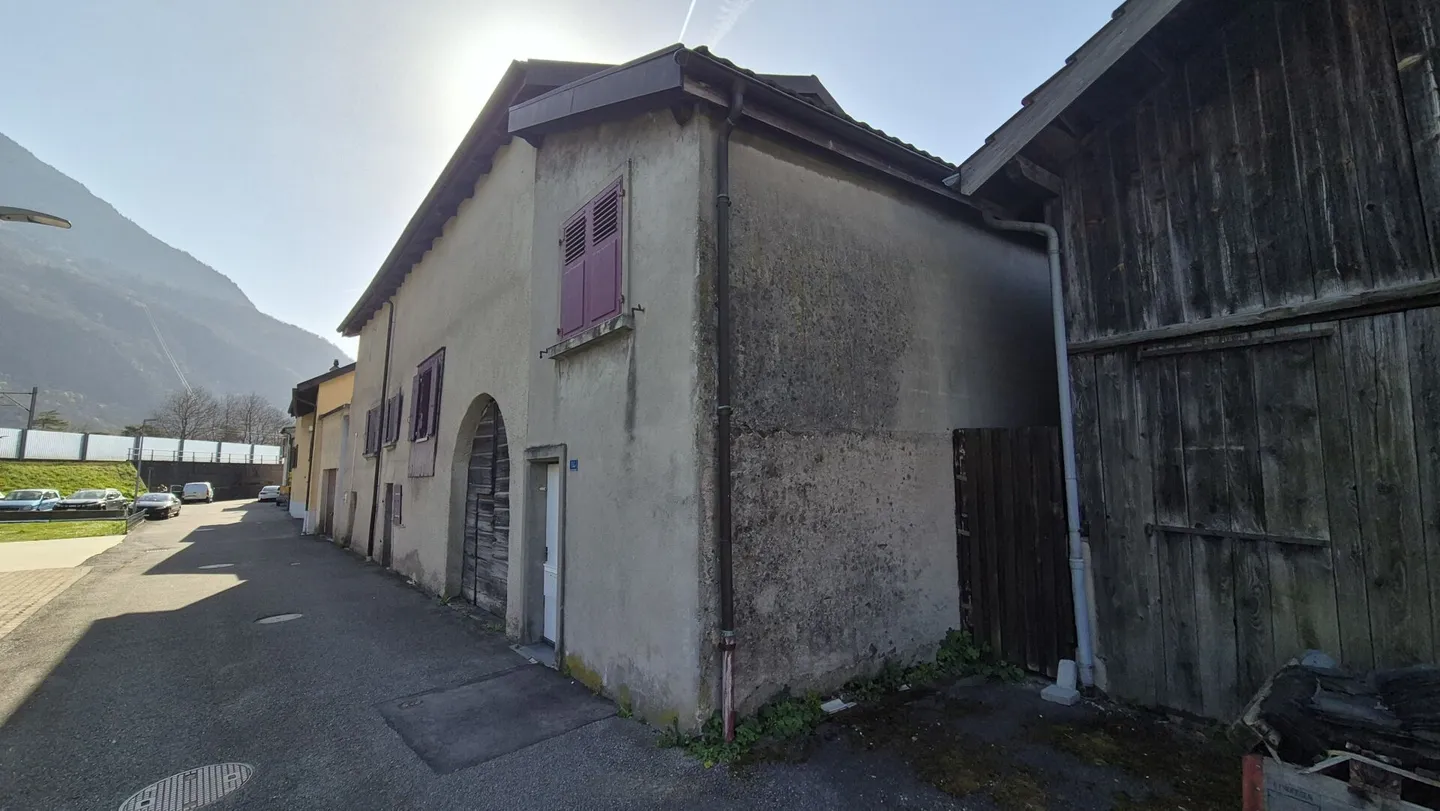 3-Zimmer-Haus mit Garten zu vermieten - Foto 9 von 9